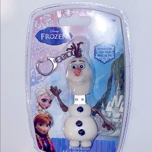 Olaf 8GB flash drive